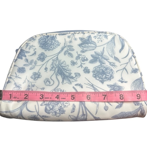 Floral Print Cosmetic Bag Set of 3 NWOT - Picture 5 of 11